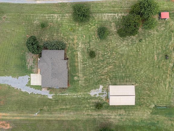 2nd image of 2384 County Road 1270