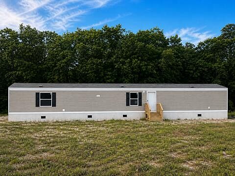 1st image of 396 Marion Rd