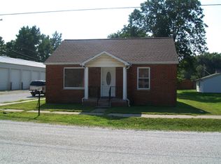 215 S Railway St, New Baden, IL
