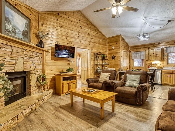 2nd image of 669 Eagles Boulevard Way