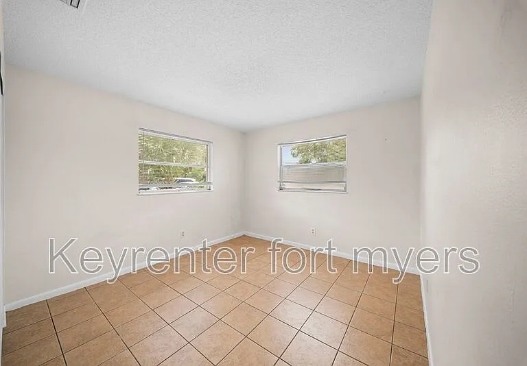 5551 5th Ave — Photo 13