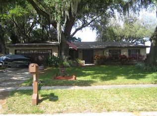 906 Gambit Pl, Seffner, FL 33584