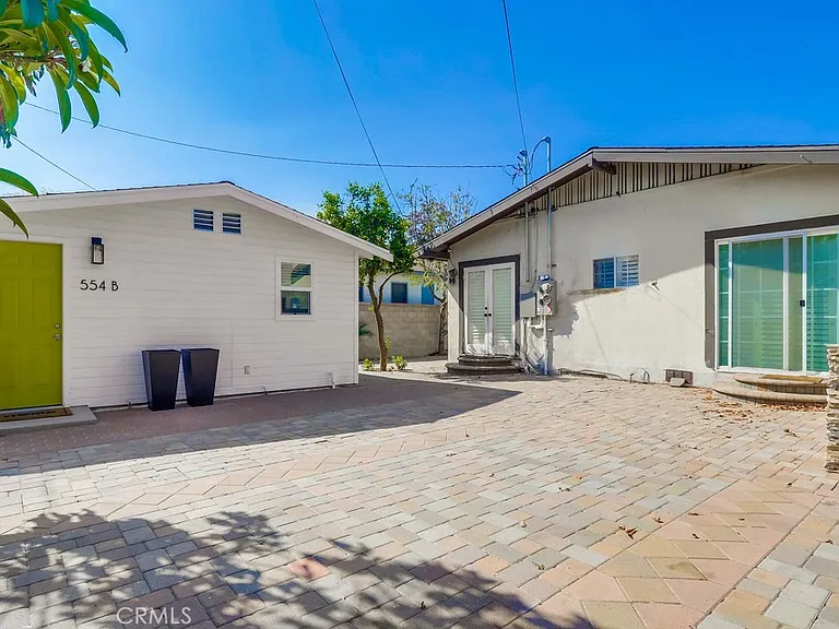 554 S Lemon St #B — Photo 3
