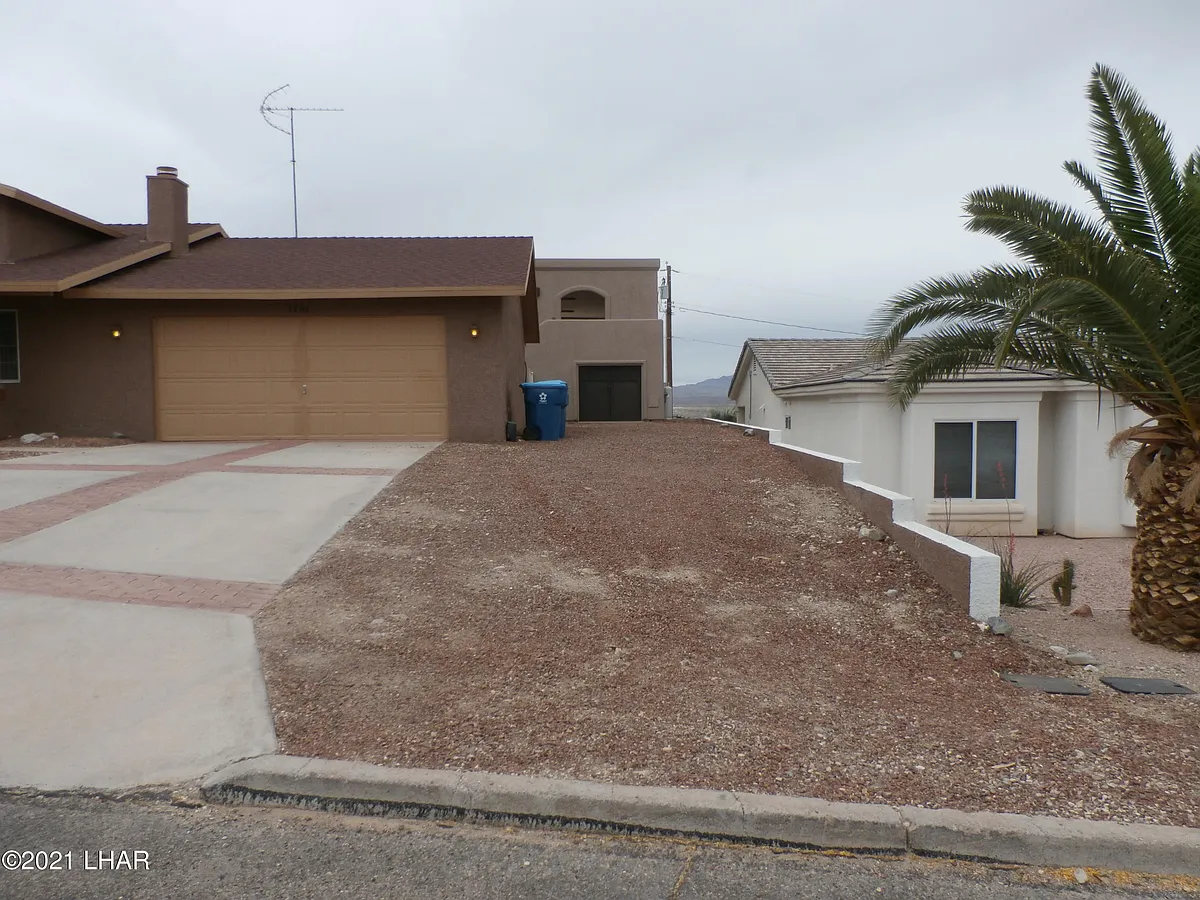 Building Photo - 1781 Firefly Dr