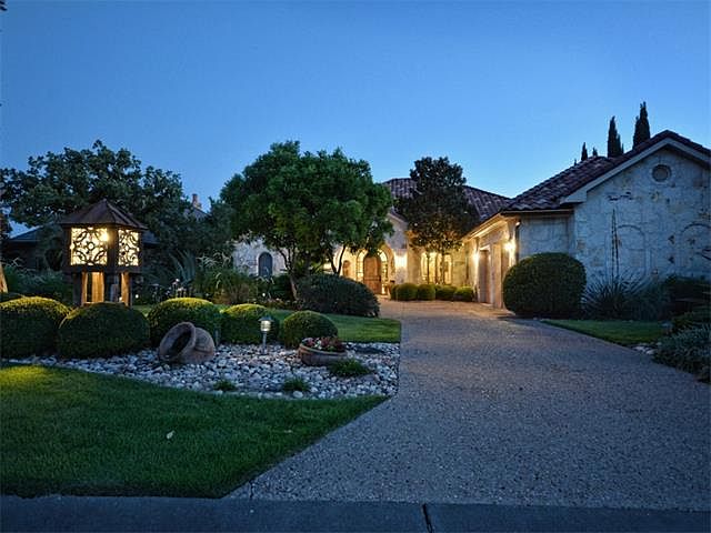 1st image of 88 Applehead Dr