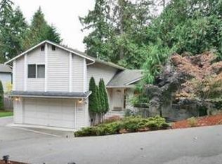 9233 50th Pl W, Mukilteo, WA 98275