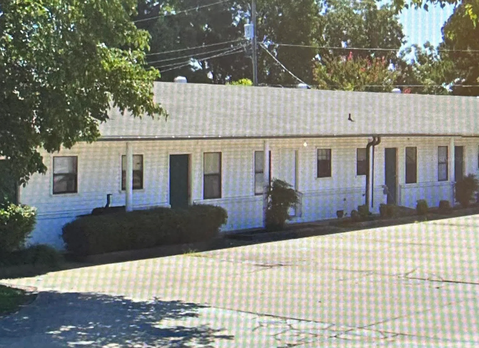 4005 East Nettleton Avenue - 4 — Photo 1