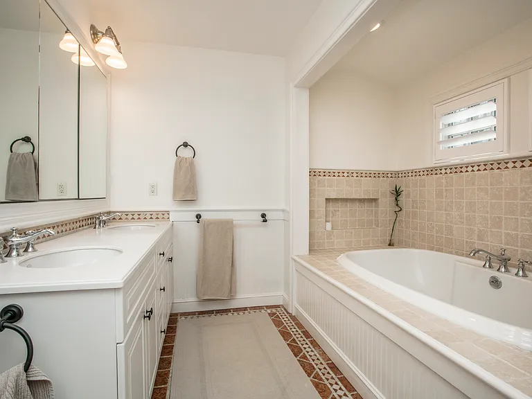 5 Hoffman Rd — Photo 11
