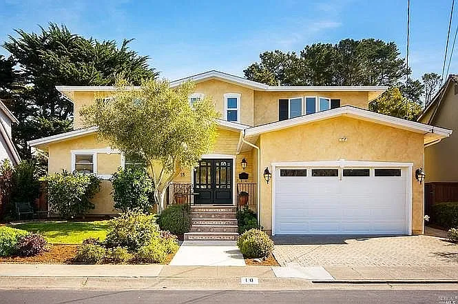 18 El Camino Dr photo 1