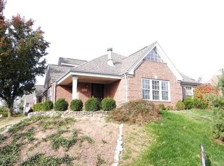 4455 Southbridge Ct, Louisville, KY 40272