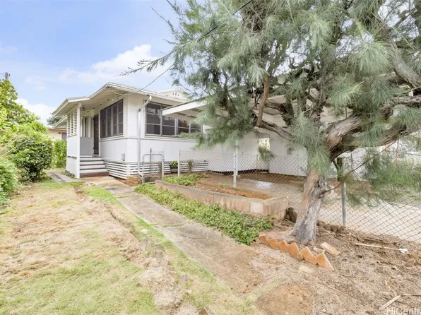 1216 Kalama Rd, Honolulu, HI 96819