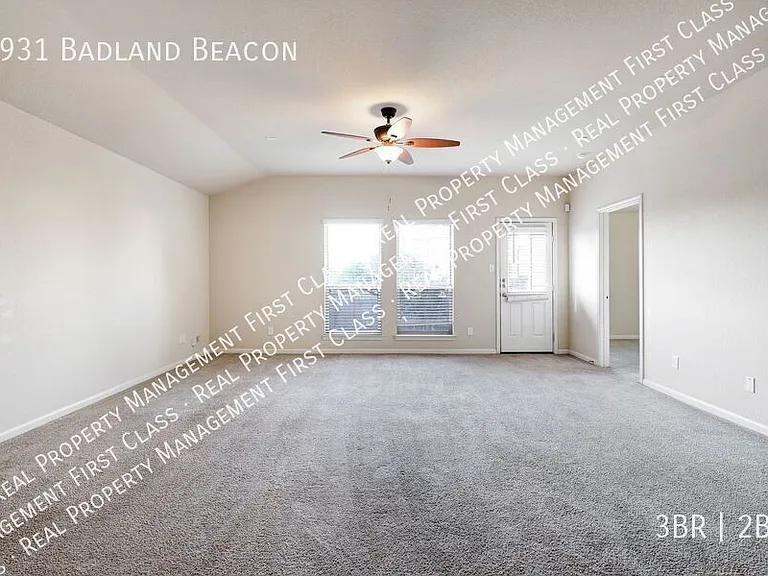 4931 Badland Beacon — Photo 8