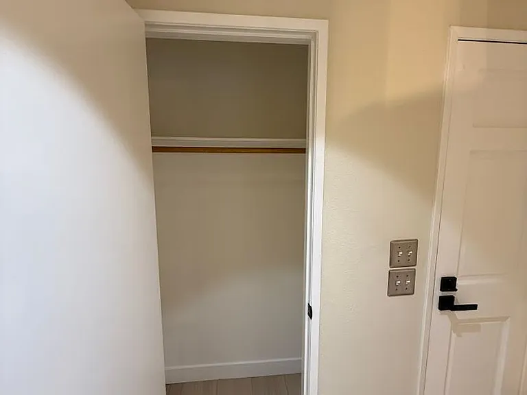 15766 Midwood Dr #4 — Photo 42
