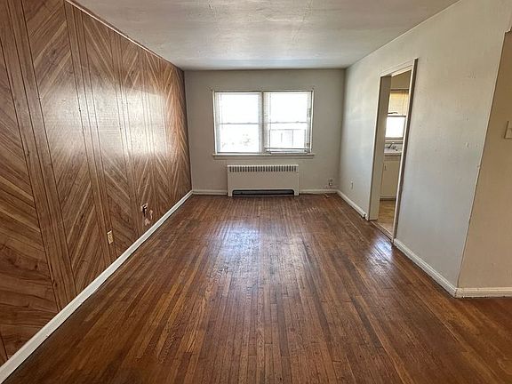 2nd image of 728 E Chester Pike APT C