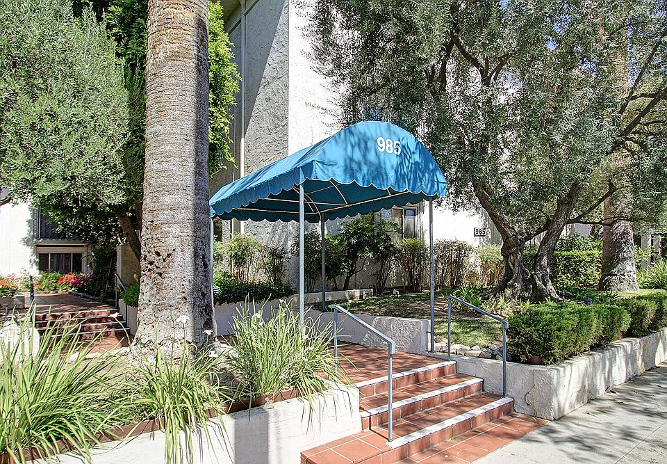 1st image of 985 E. California Blvd. #207