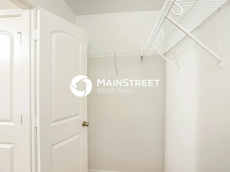 Walk In Closet