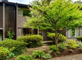 127 Westbrook Way, Eugene, OR 97405
