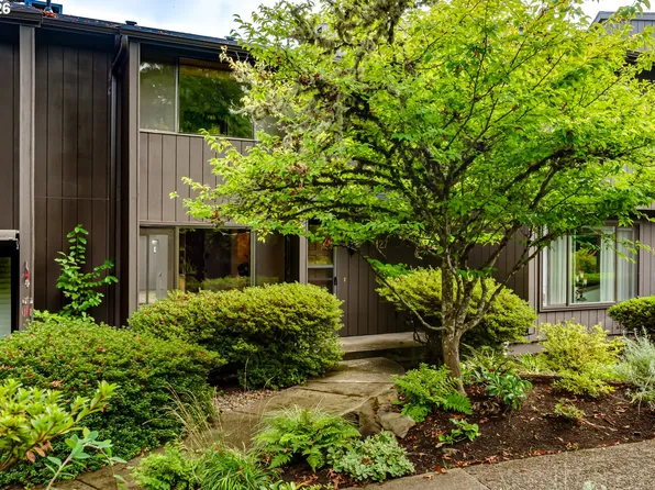 127 Westbrook Way, Eugene, OR 97405