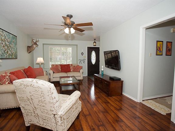 2nd image of 6010 Townhouse Ln