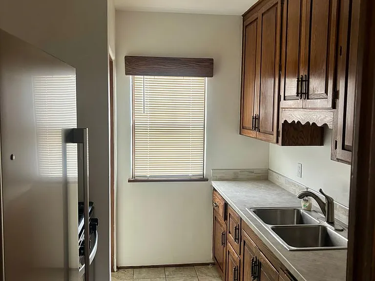 618 N Foote Ave — Photo 14
