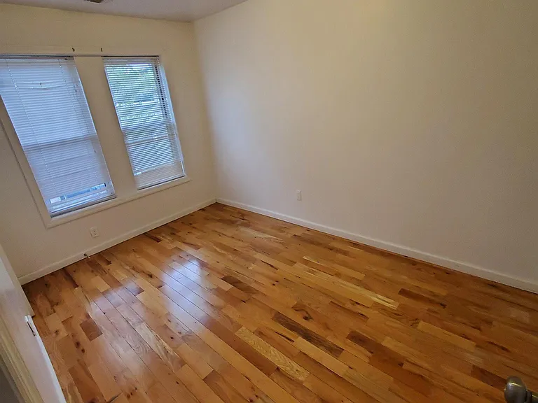 81 Summer Ave #3 — Photo 18