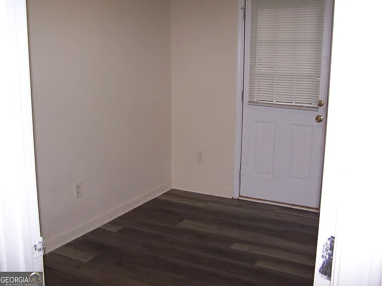 102 Cameron Way #B — Photo 4