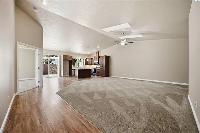 9307 Vincenzo Dr — Photo 12