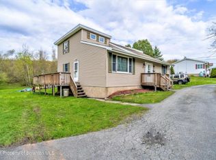 93 Main St, Forest City, PA 18421