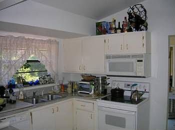 2nd image of 9444 Holt St