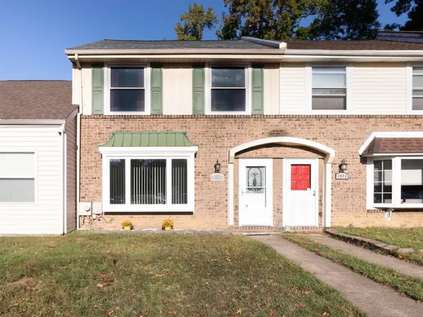 4002 Manchester Pl, Bensalem, PA 19020