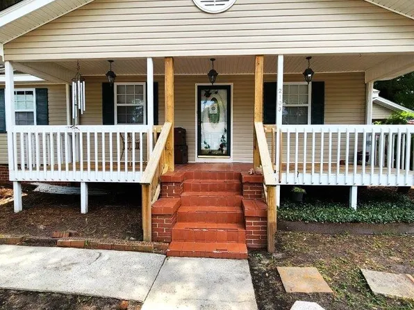 2103 Greenwood Street, Savannah, GA 31404