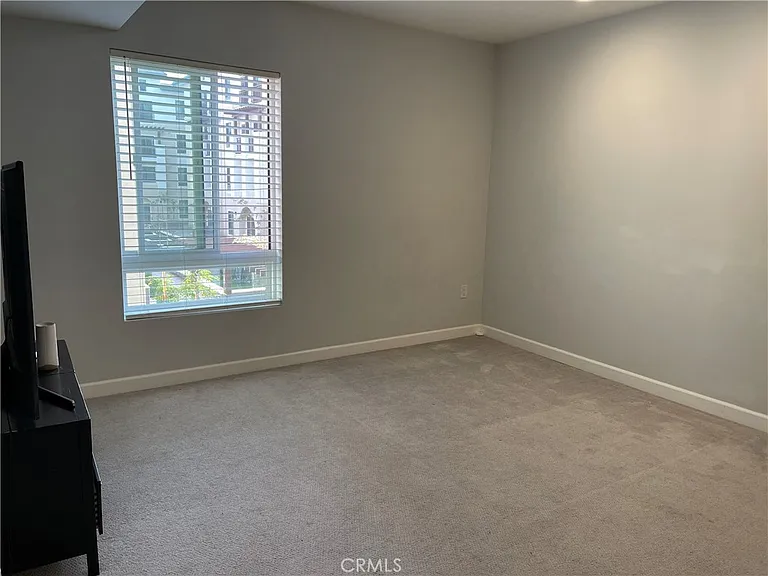 28 N 3rd St #B210 — Photo 3