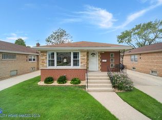 9224 S Ridgeway Ave, Evergreen Park, IL 60805