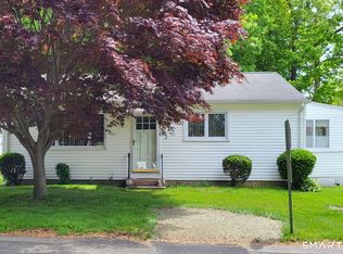 34 Corsino Avenue, Old Lyme, CT 06371