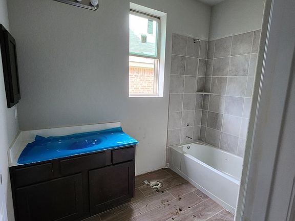 4th image of 2256 Bluestem Bend