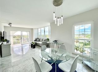 250 NE 20th St #5250, Boca Raton, FL 33431