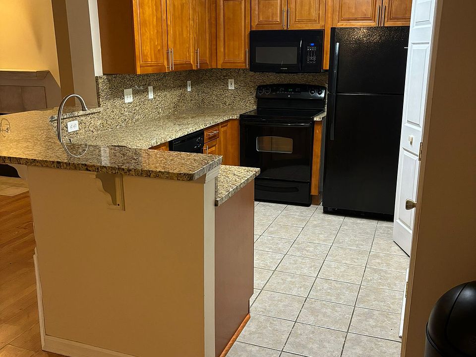 1st image of 13715 Richmond Park Dr N Unit 1202