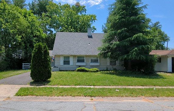 1st image of 5 Sussex Dr