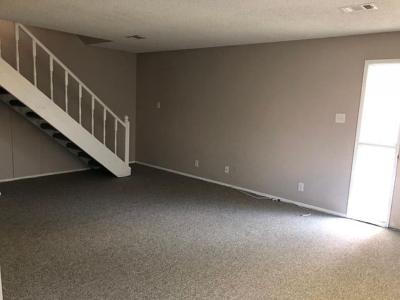 2nd image of 1250 S Monaco Street Pkwy APT 50