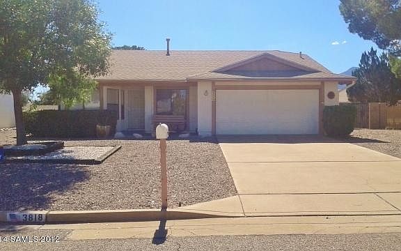 2nd image of 3818 Saint Andrews Dr