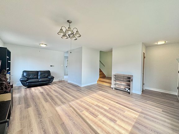 4th image of 2540 W Jerome St APT D