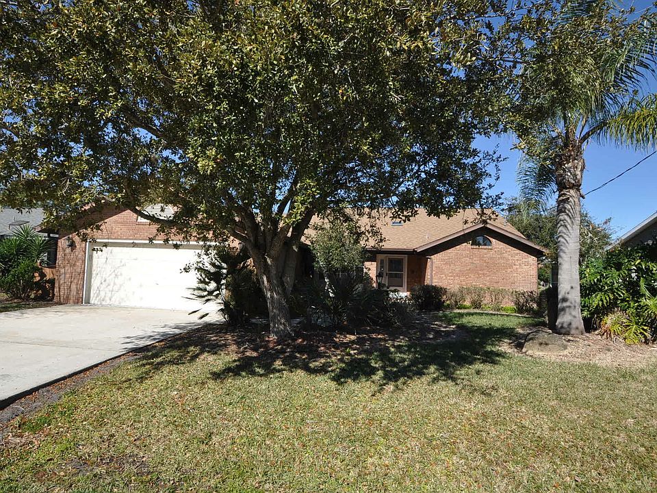 1st image of 11 Cedarwood Ct
