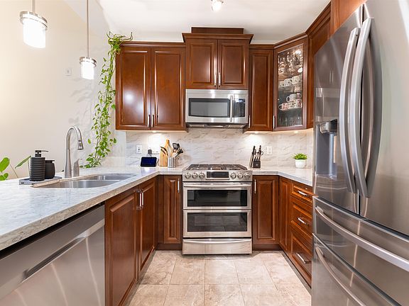 5th image of 14588 McDougall Dr #511