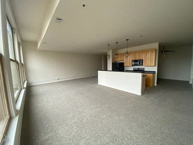 26 West Apartments — Photo 37