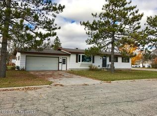 202 6th Ave SE, Perham, MN 56573