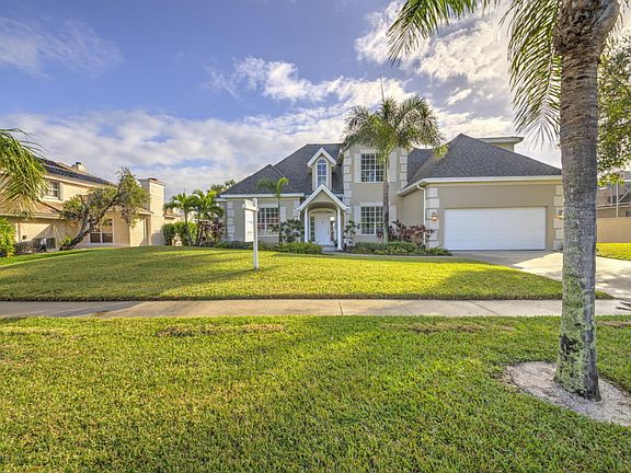 2nd image of 2106 Sykes Creek Dr