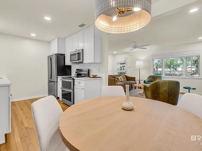 357 Azalea St — Photo 6