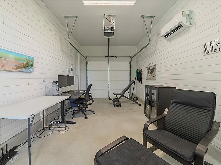 104 Lazy Oak Pl — Photo 15