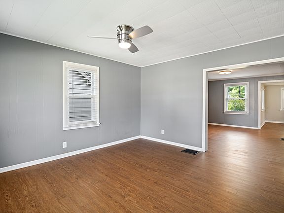 4th image of 810 N Luett Ave