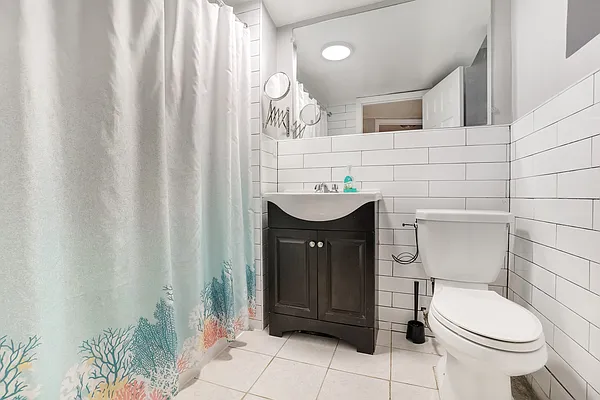 Rented by Compass | media 14